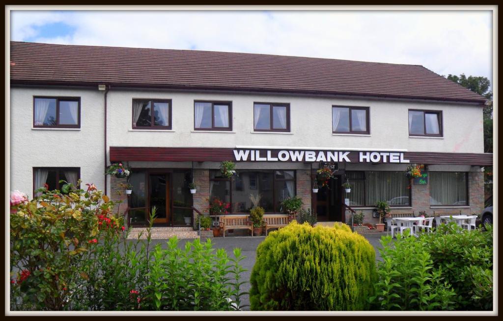 Willowbank Hotel Largs Exterior photo