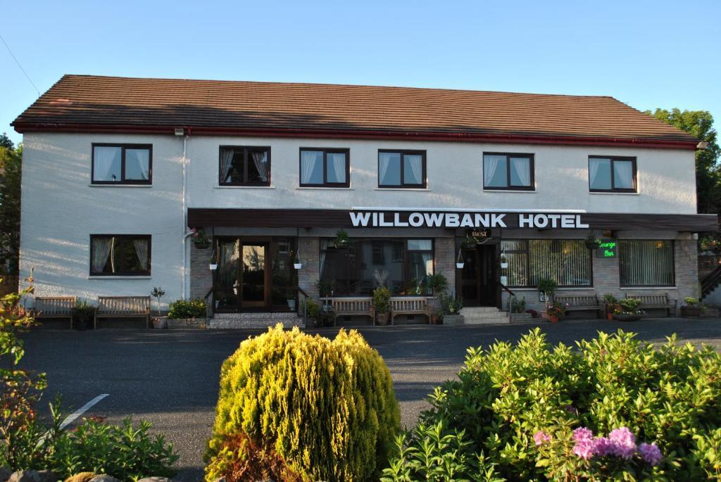 Willowbank Hotel Largs Exterior photo